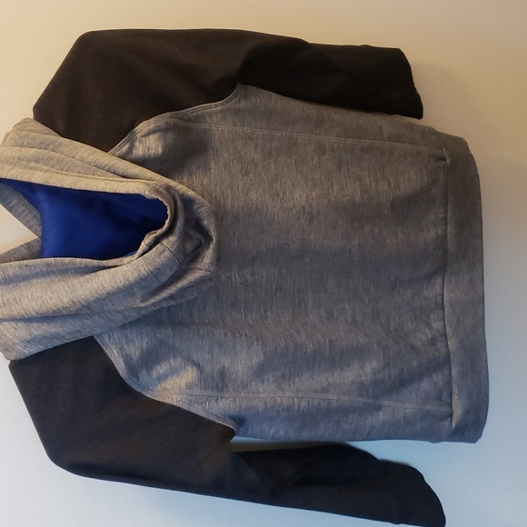 ADIDAS BOYS PULL-OVER HOODIE. Perfect condition. - Picture 5 of 6